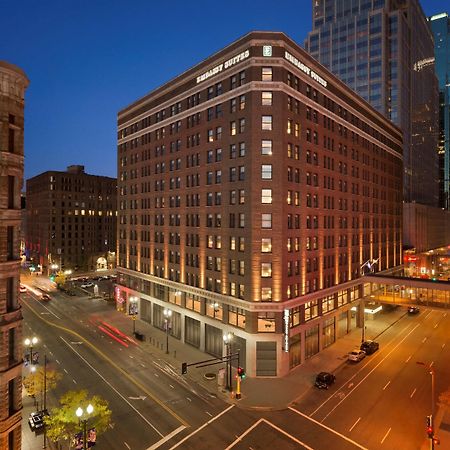 Embassy Suites By Hilton Minneapolis Downtown Hotel Exteriér fotografie