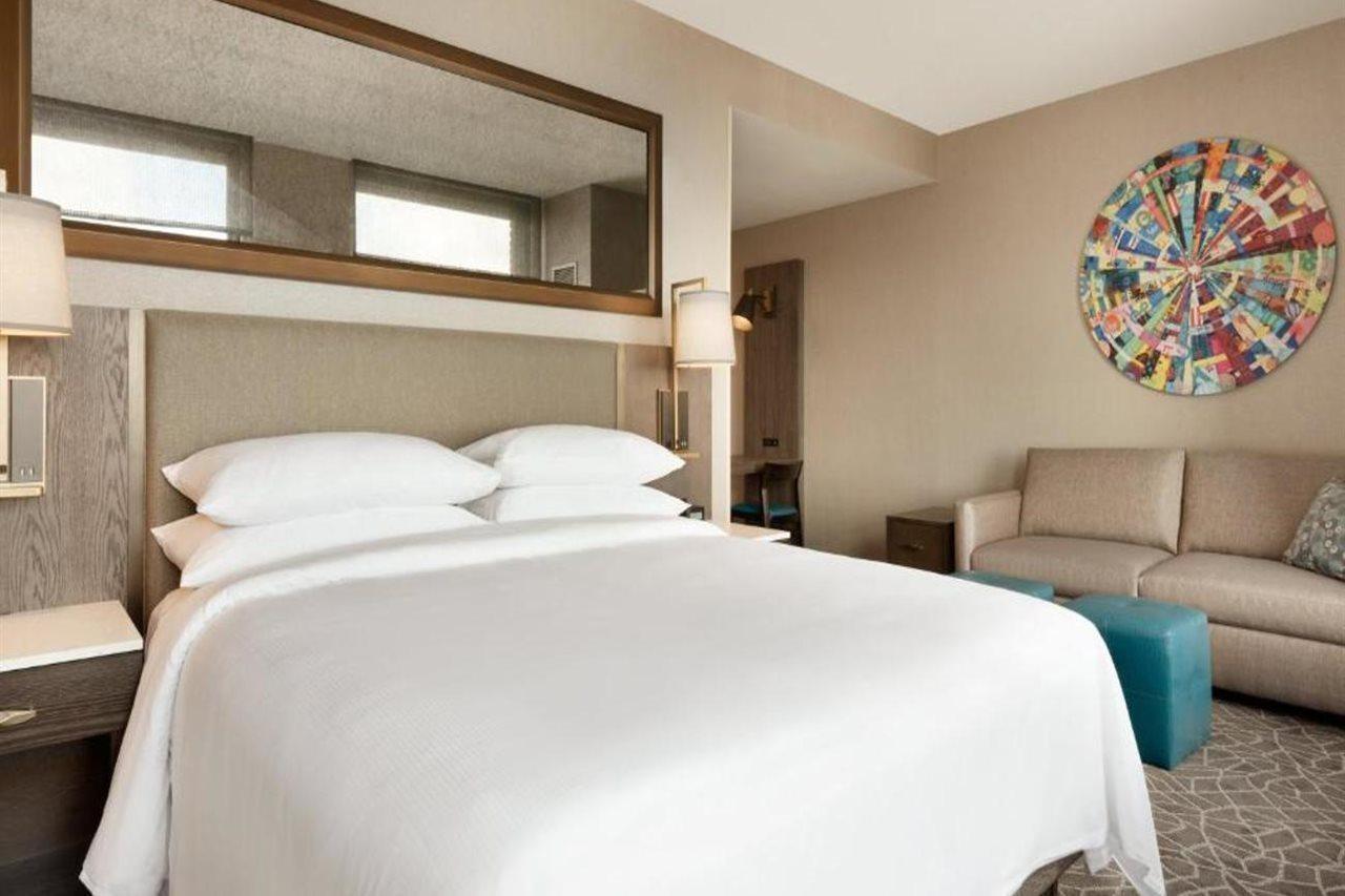 Embassy Suites By Hilton Minneapolis Downtown Hotel Exteriér fotografie